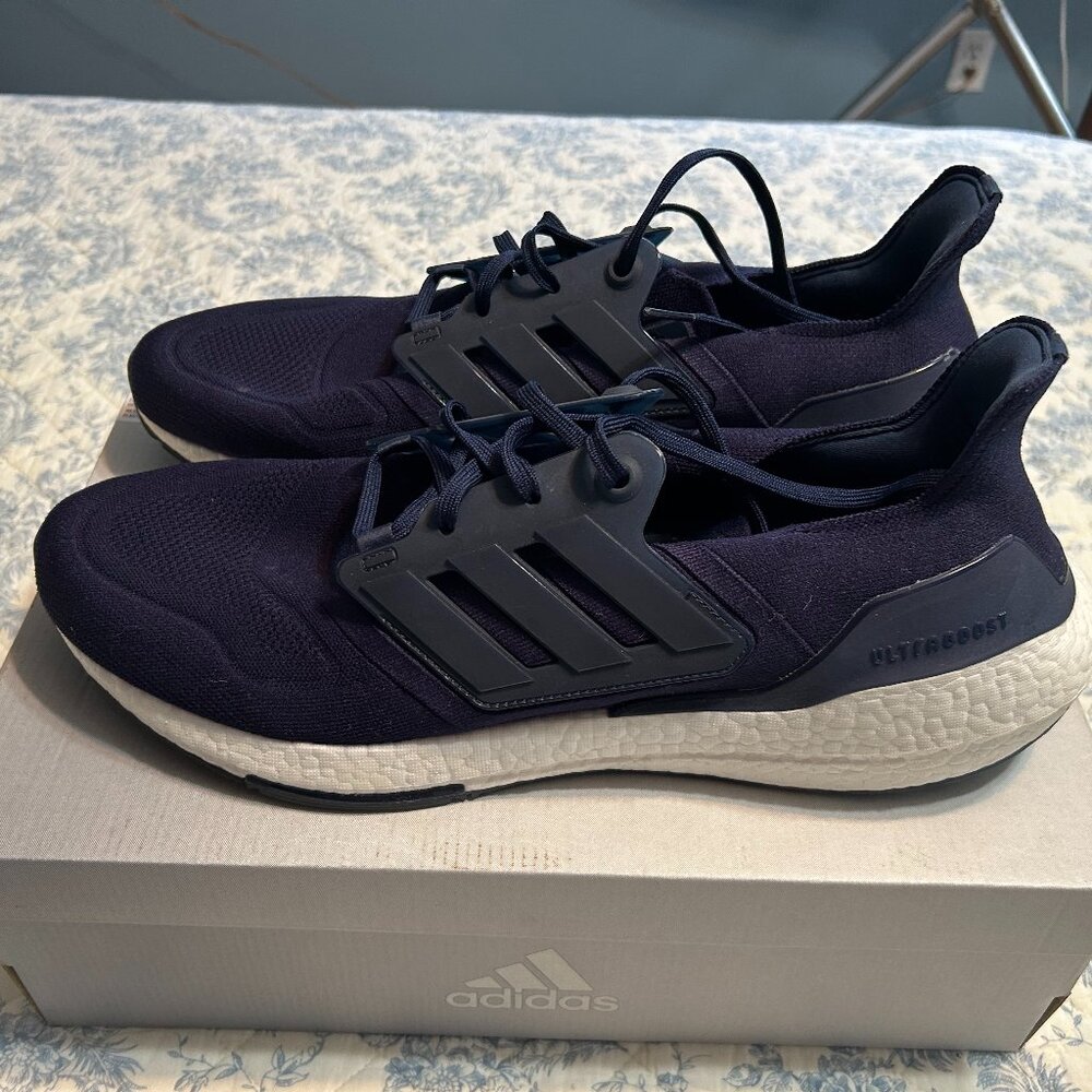 Adidas Men's Ultraboost 22